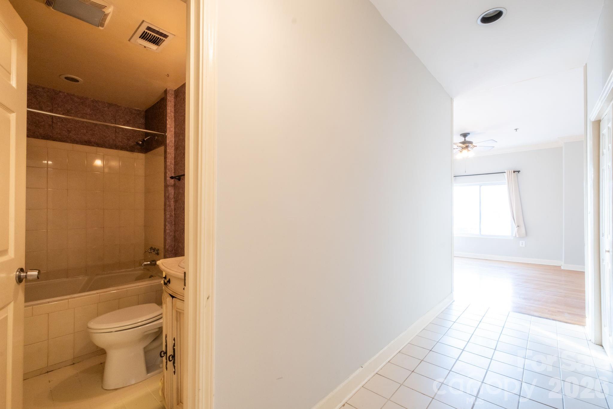 2161 peachtree Road NE 106