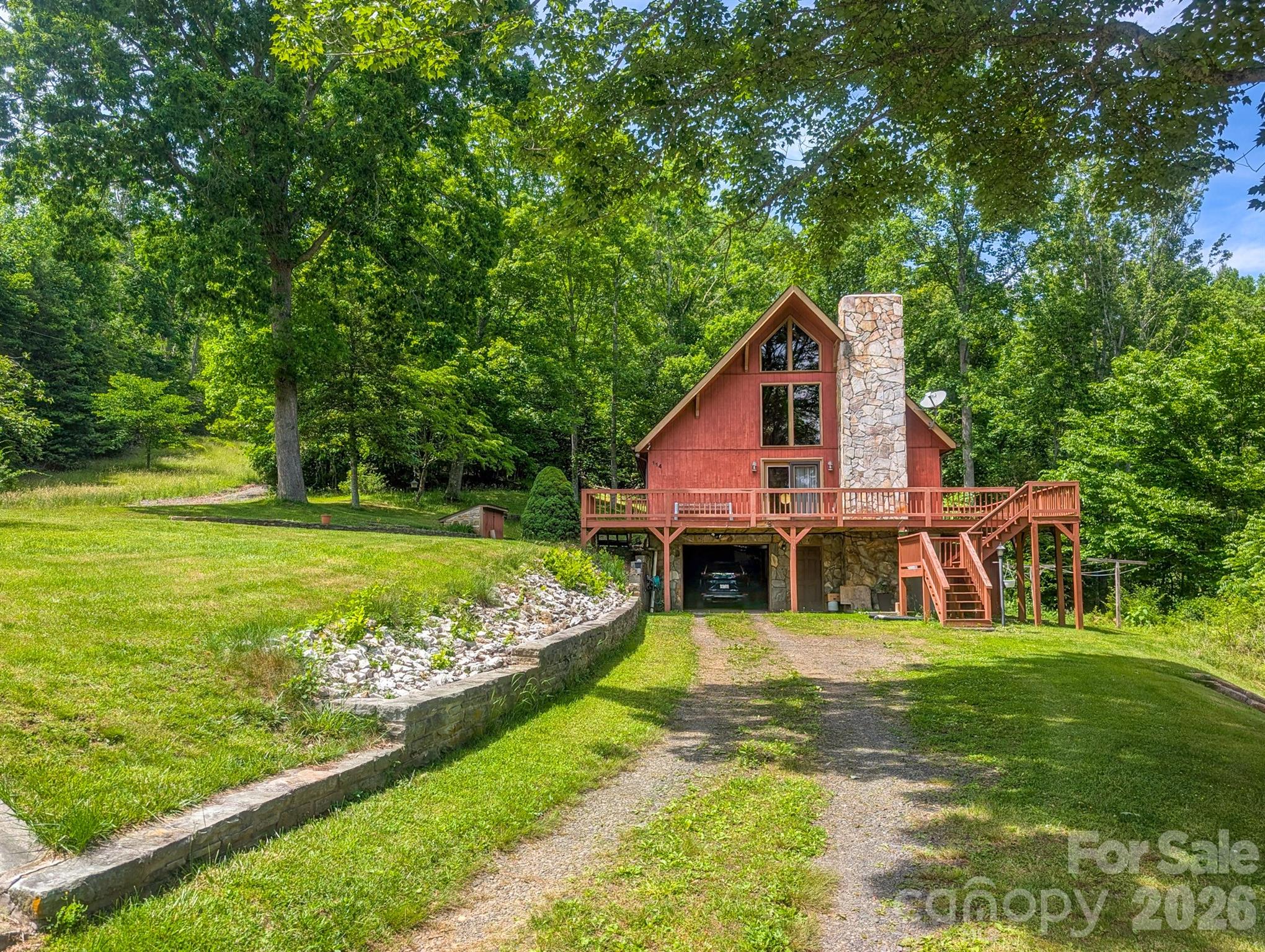 114 Dewberry Lane