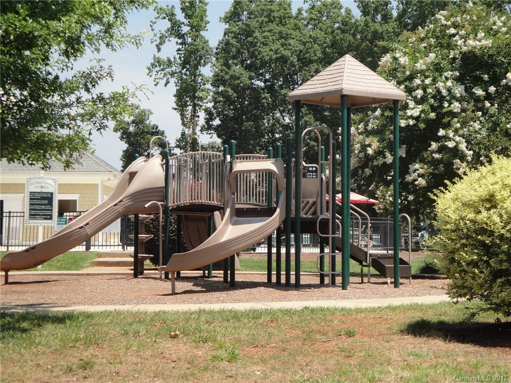 Old Stone Crossing - Residential