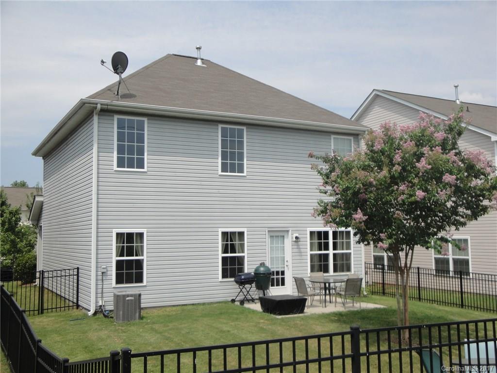 Old Stone Crossing - Residential