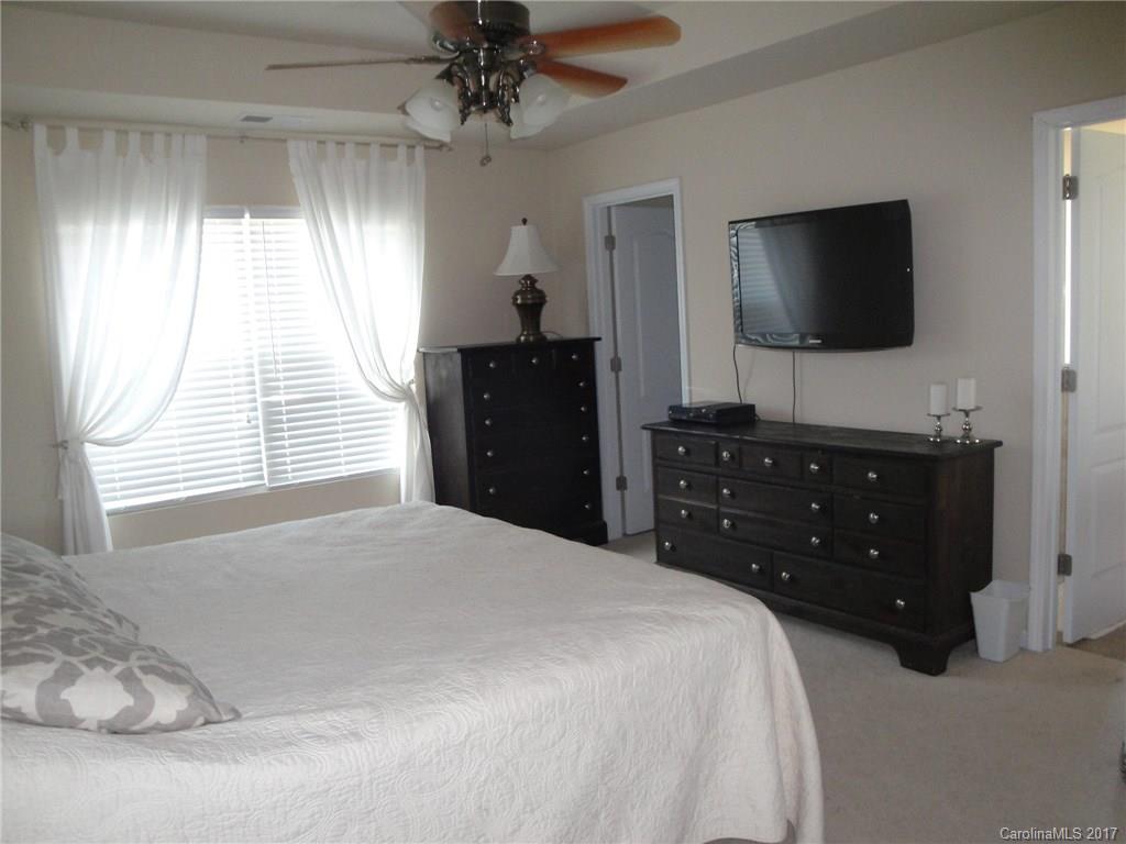 Old Stone Crossing - Residential