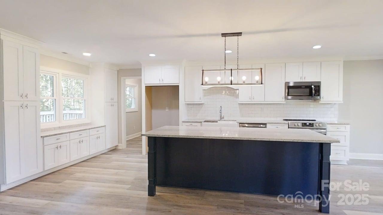 5406 Christopher Road