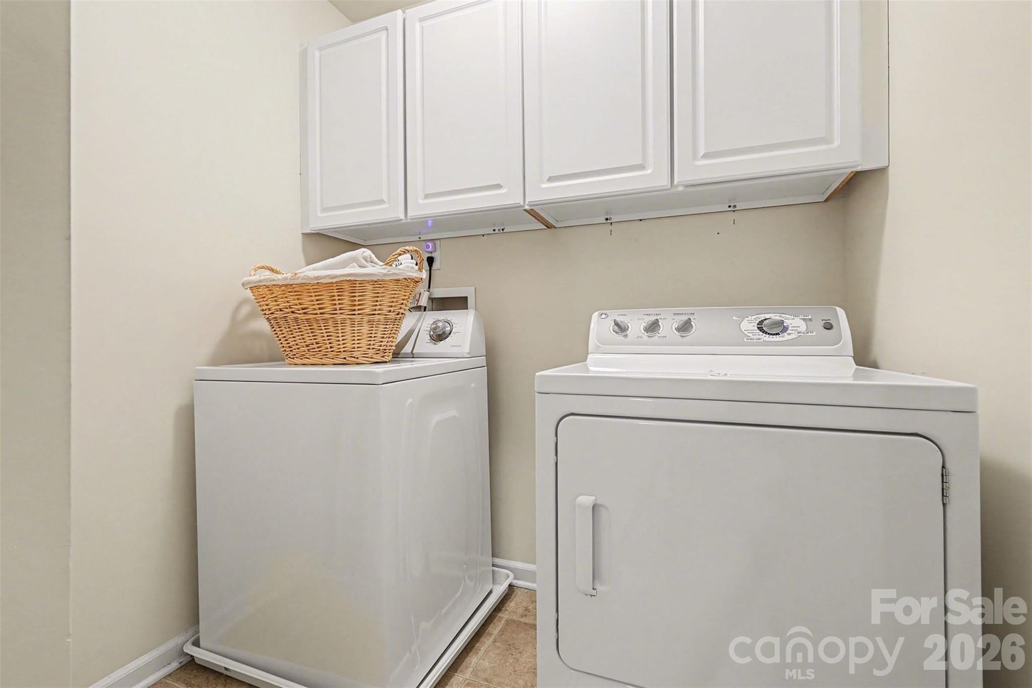 Charlotte Pines - Residential