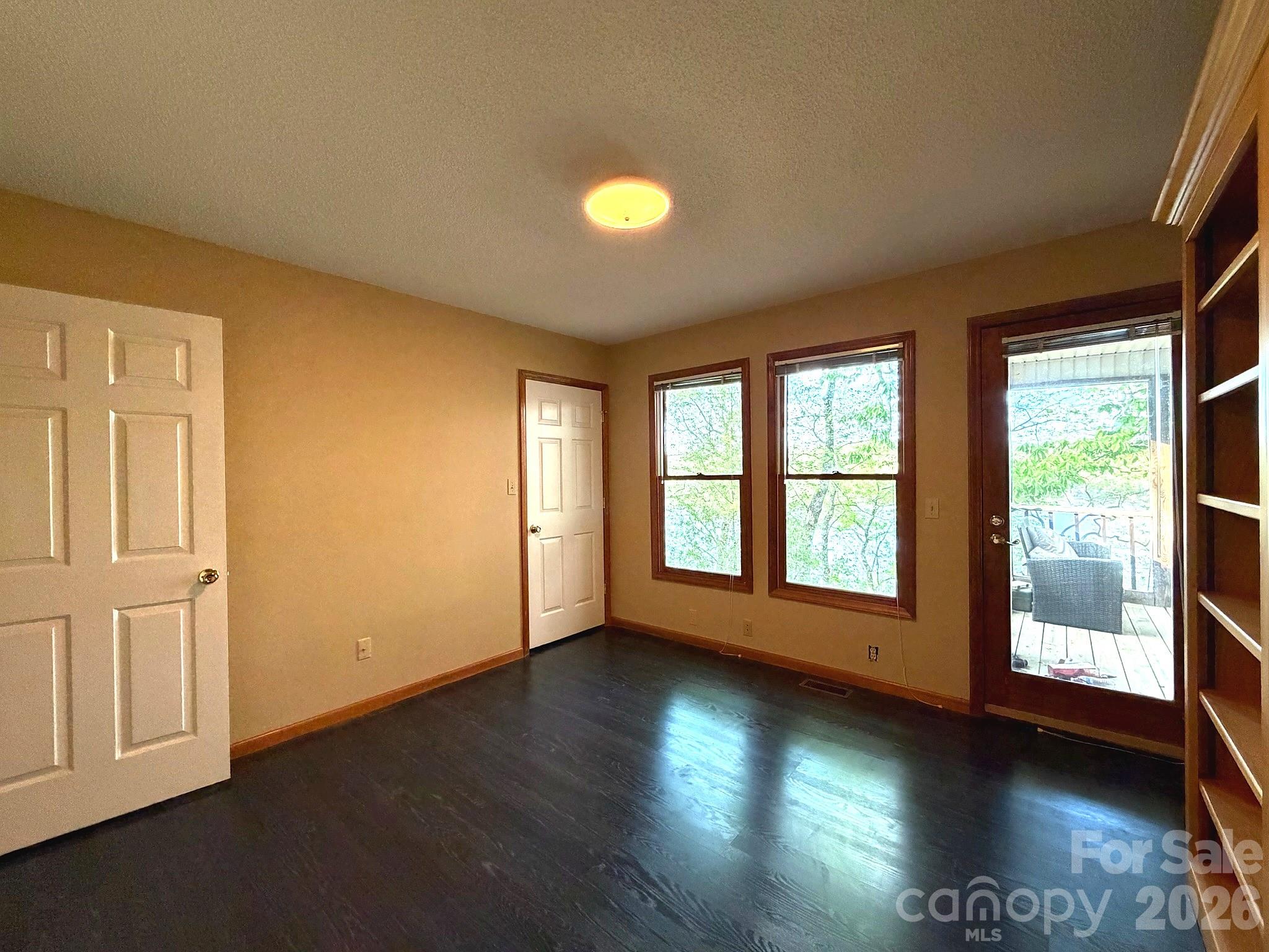 Tall Whit Lake - Residential