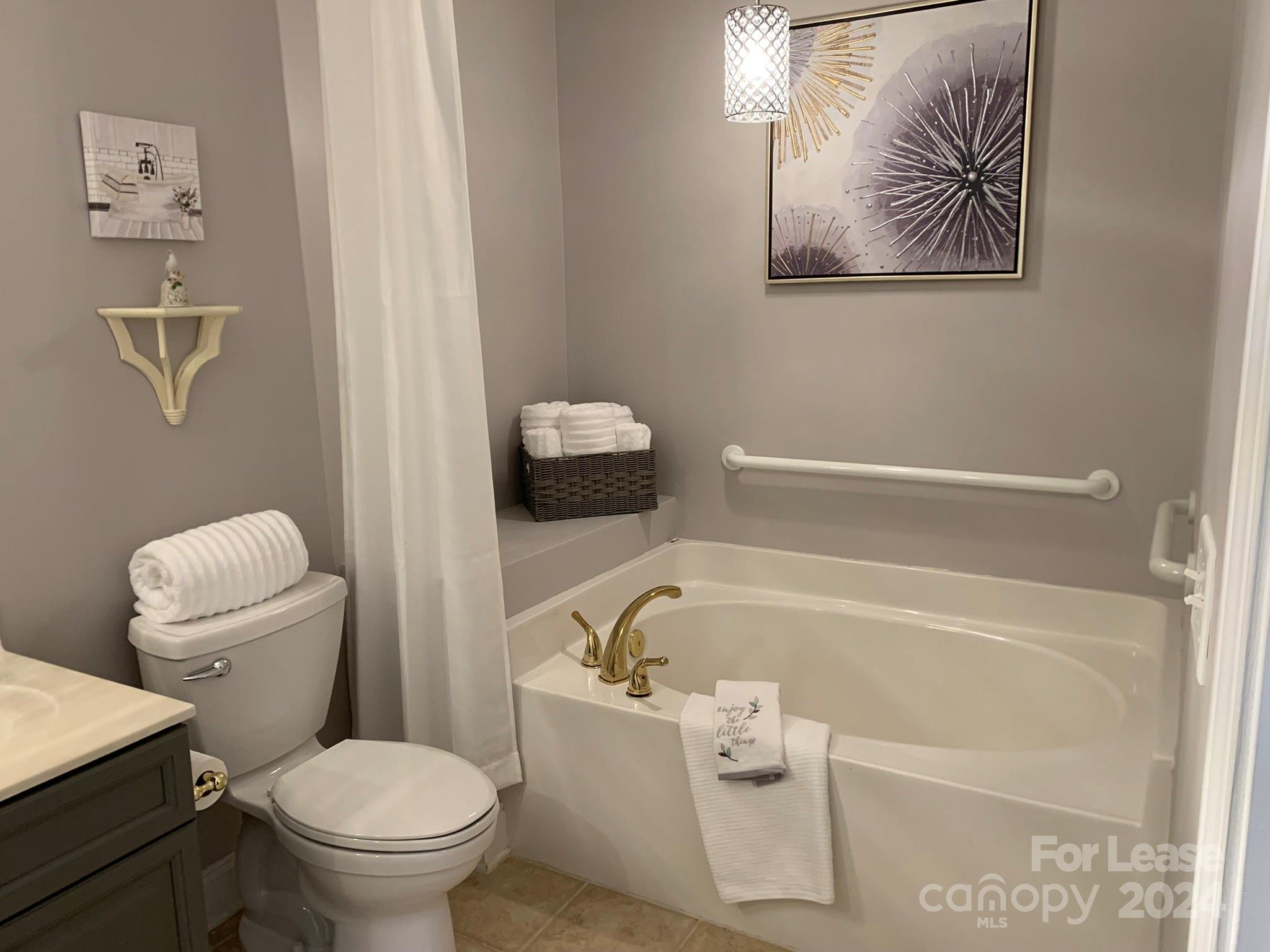 Edinburgh Square - Residential Lease