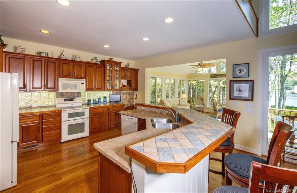 Connestee Falls - Residential