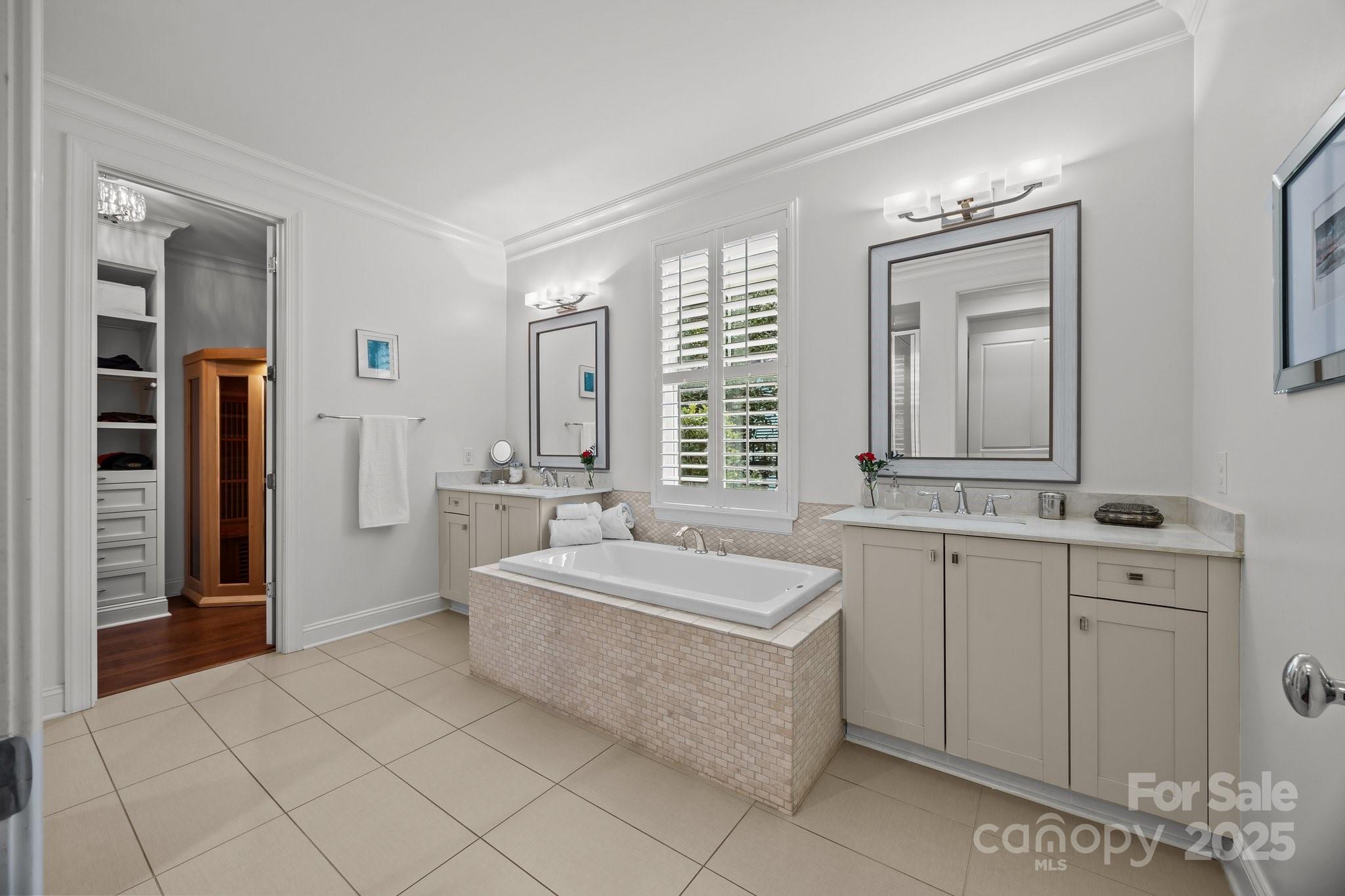 Robbins Park - Residential