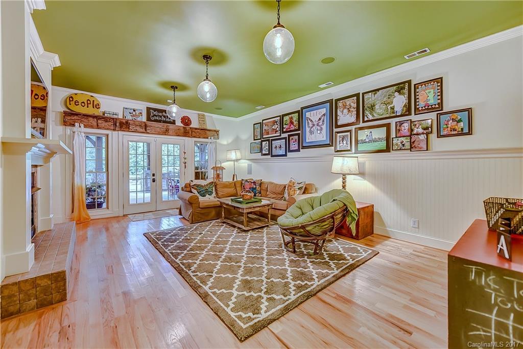 Meadow Lakes II - Residential