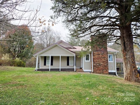 Photo of 811 Sulphur Springs Road, Hiddenite, NC 28636 (MLS # 4321690)