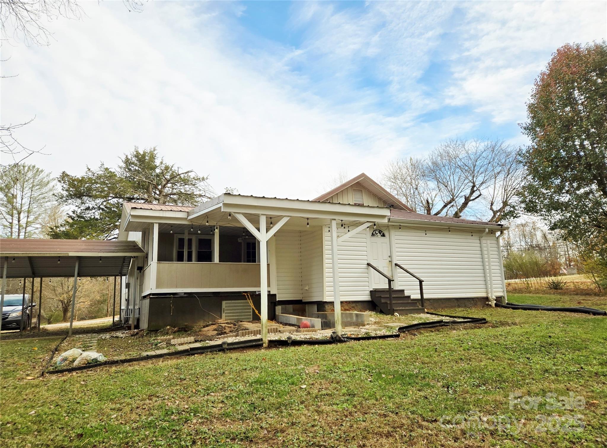 811 Sulphur Springs Road