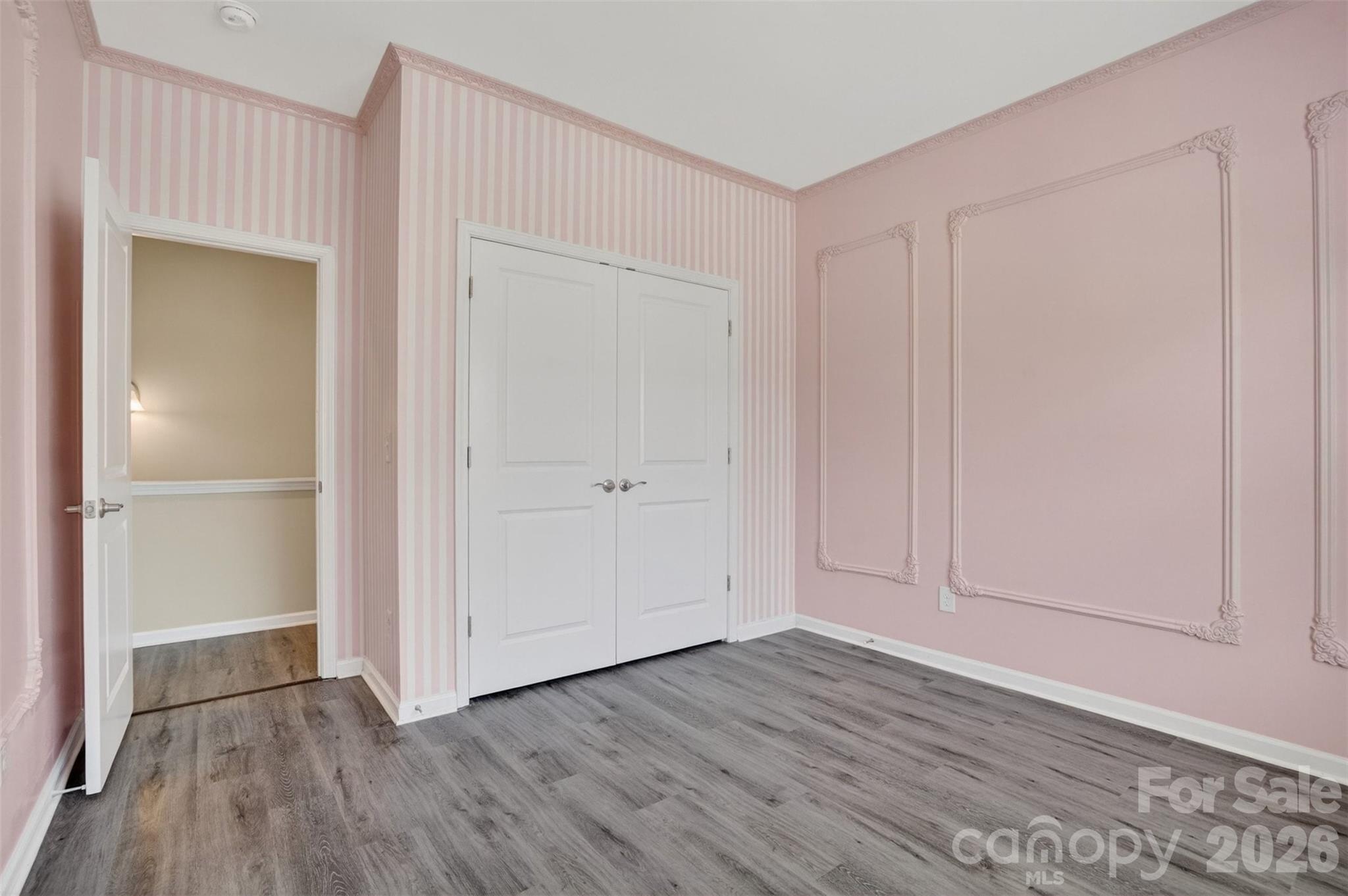 Waters Edge - Residential