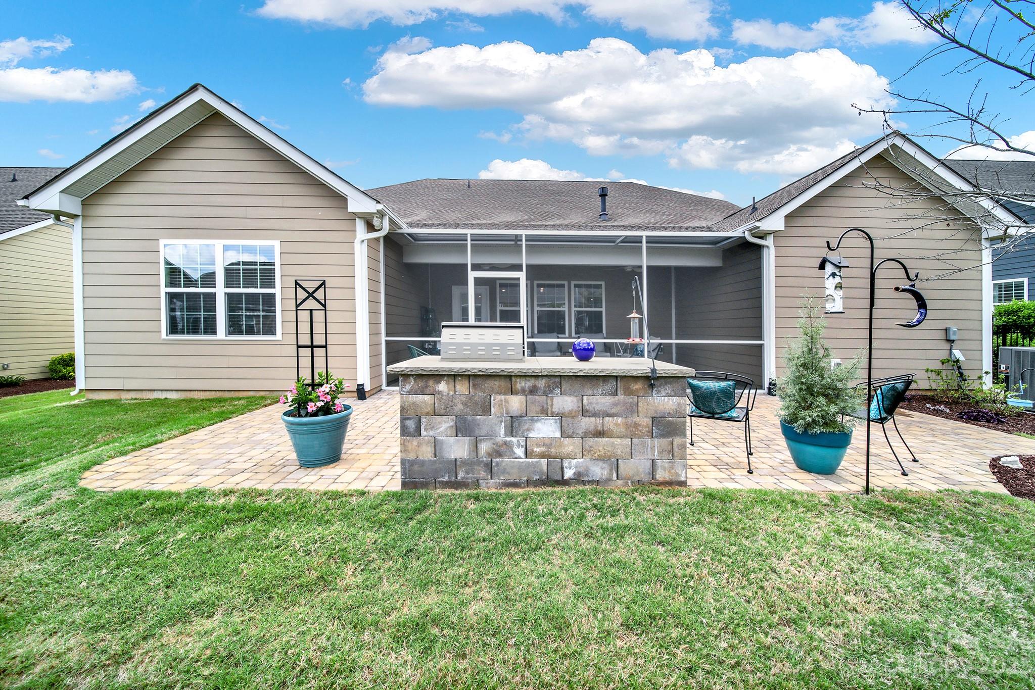 Tree Tops - Residential