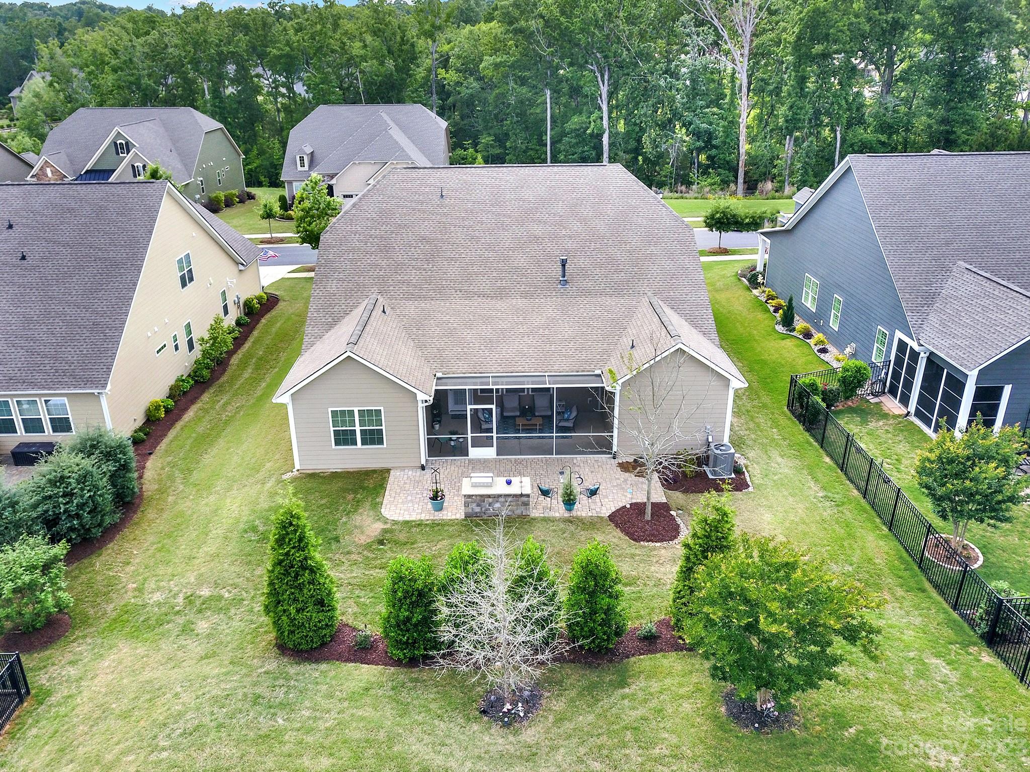 Tree Tops - Residential