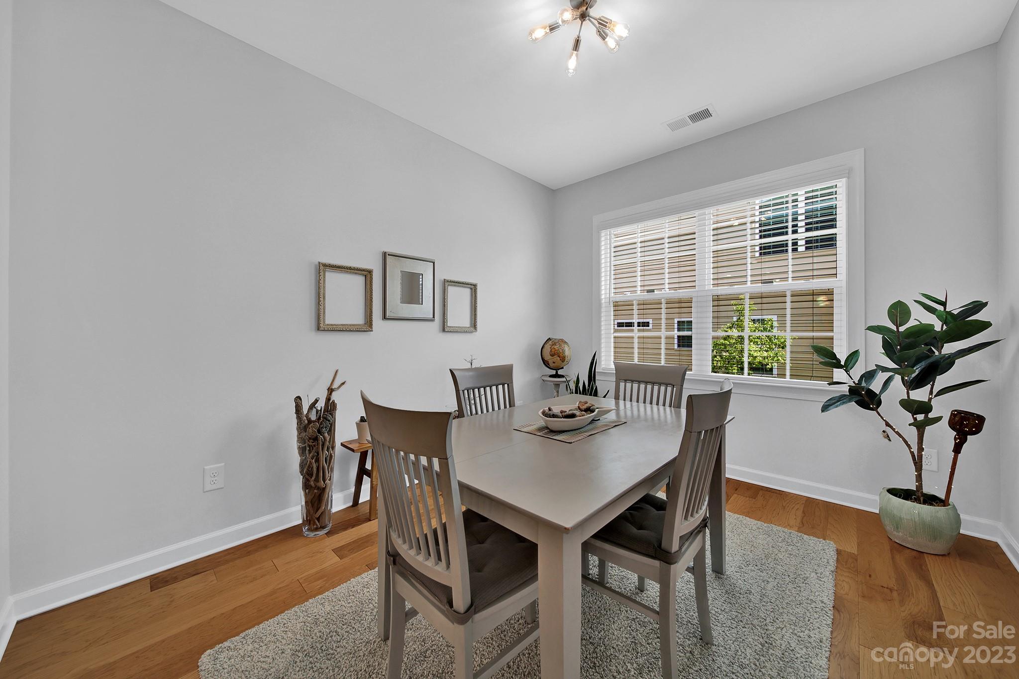 Tree Tops - Residential