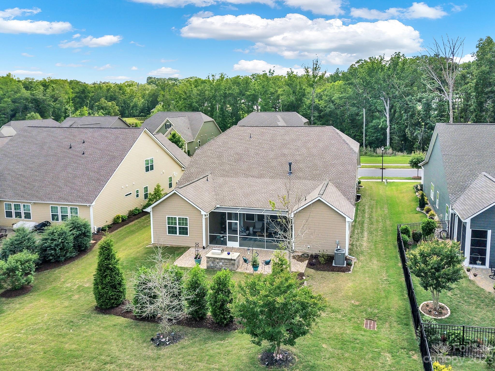 Tree Tops - Residential