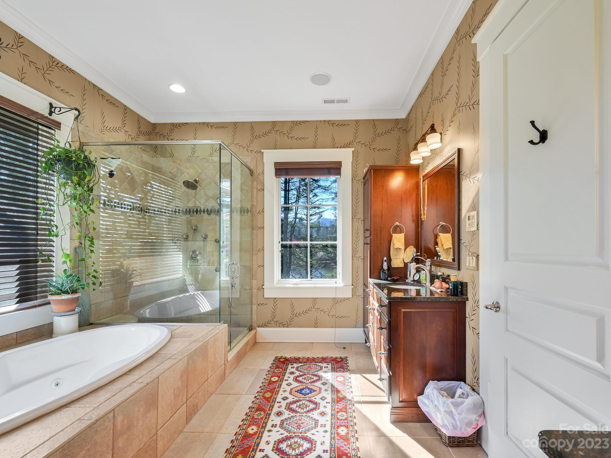 Biltmore Lake - Residential