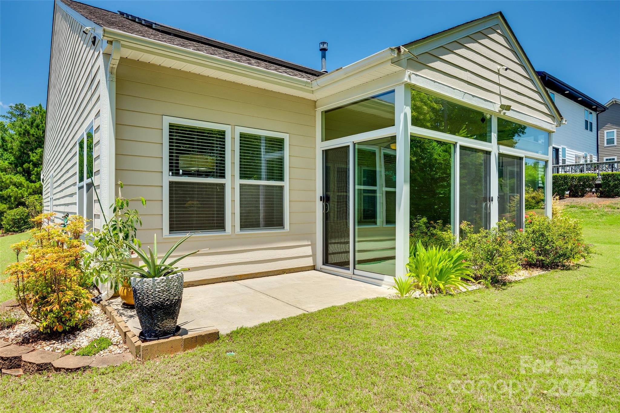 Edgewater - Residential