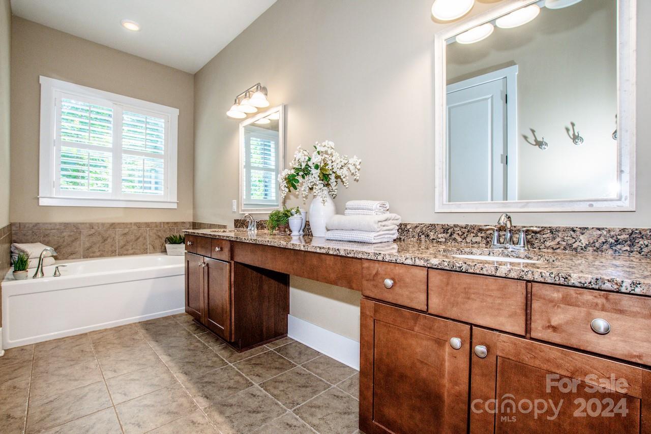 Riverwood Bend - Residential