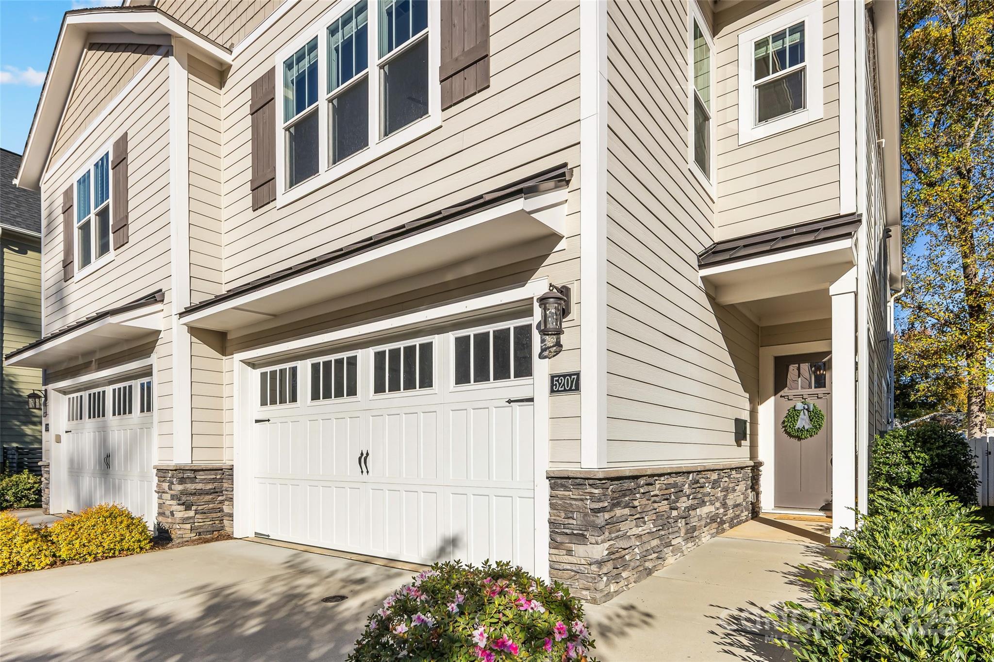 5207 Valley Stream Road