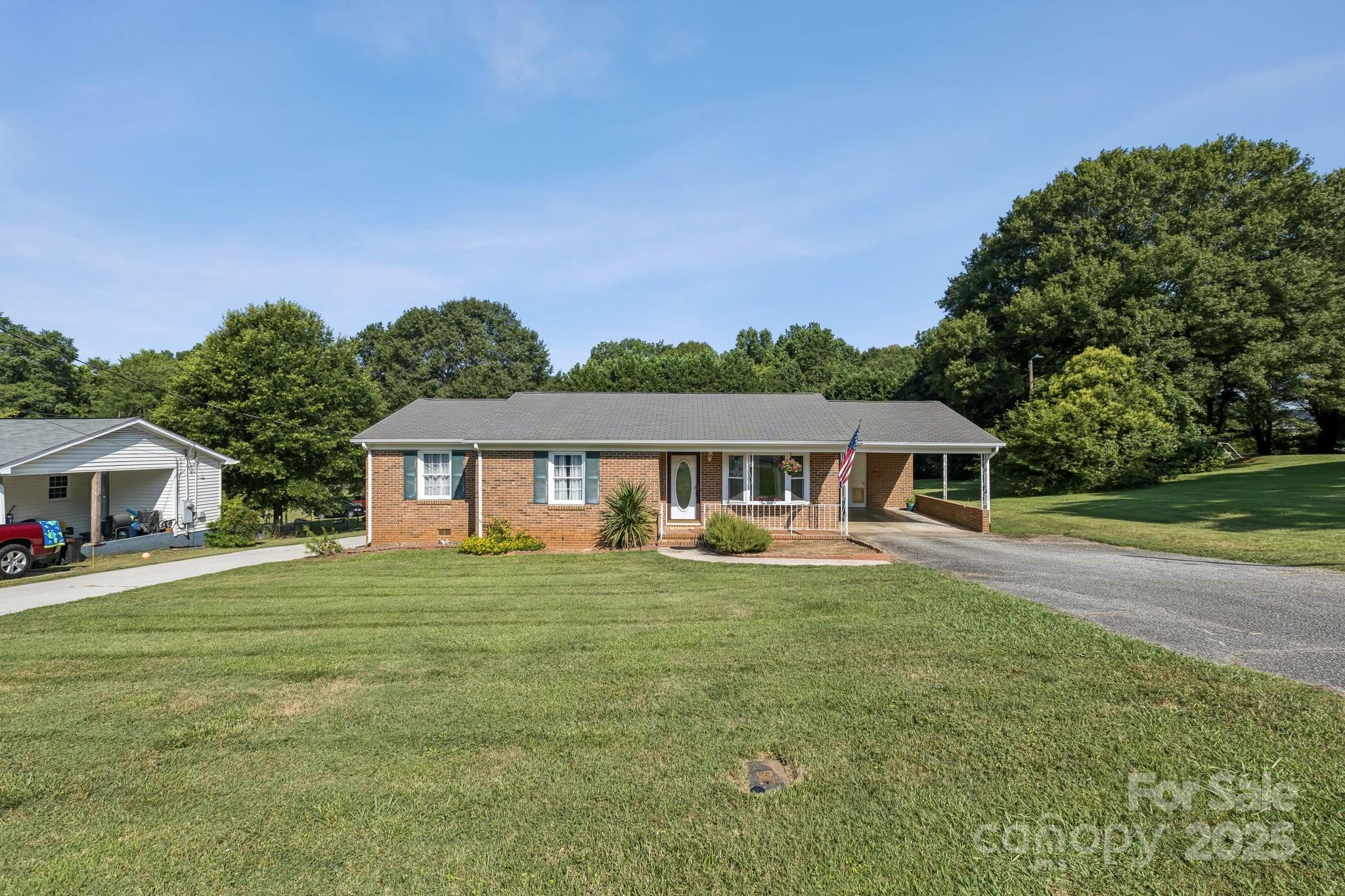 121 Kee Road