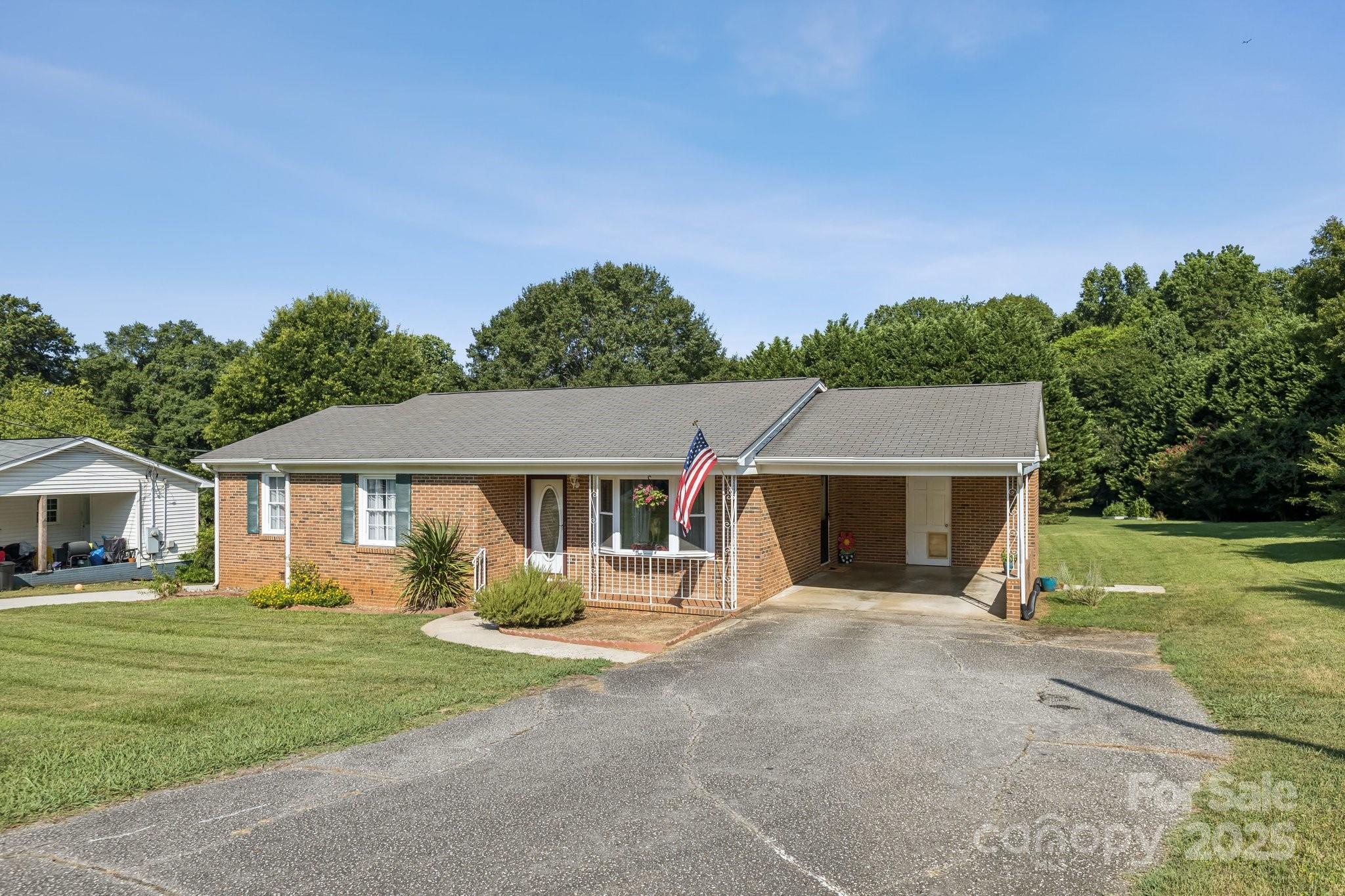 121 Kee Road