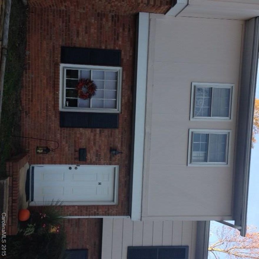 Great investment property of first time home buyer. Thought for the day:  "Can you rent an apartment or house for what your payment will be for this condo?"  Seller agrees to pay 1 year of HOA fees at closing with an acceptable offer.