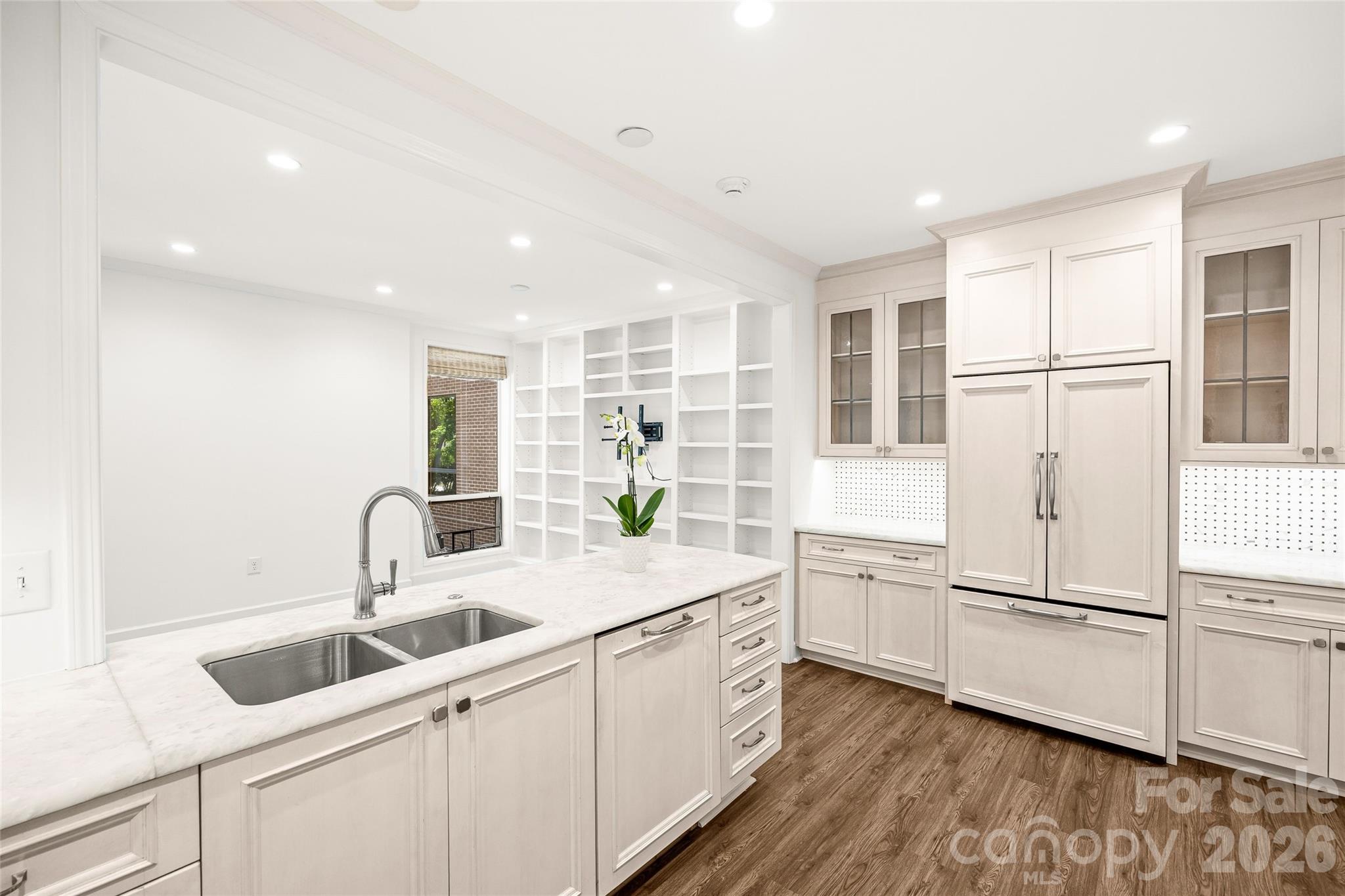 922 Cherokee Road