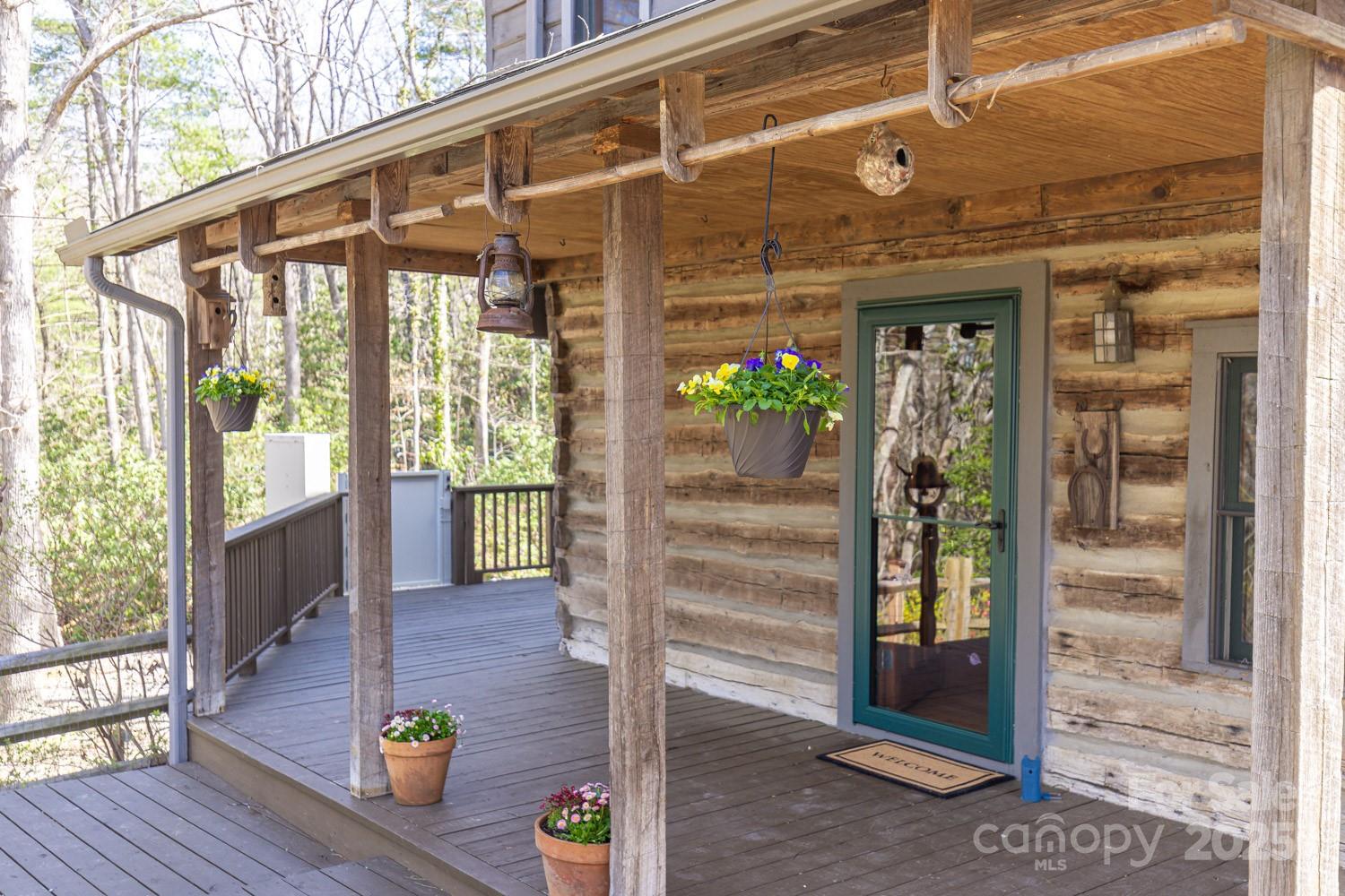 117 Woods View Trail