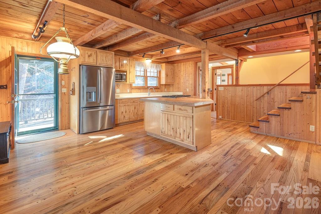 117 Woods View Trail