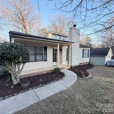Photo of 10129 Rockwood Road, Charlotte, NC 28215 (MLS # 4344267)