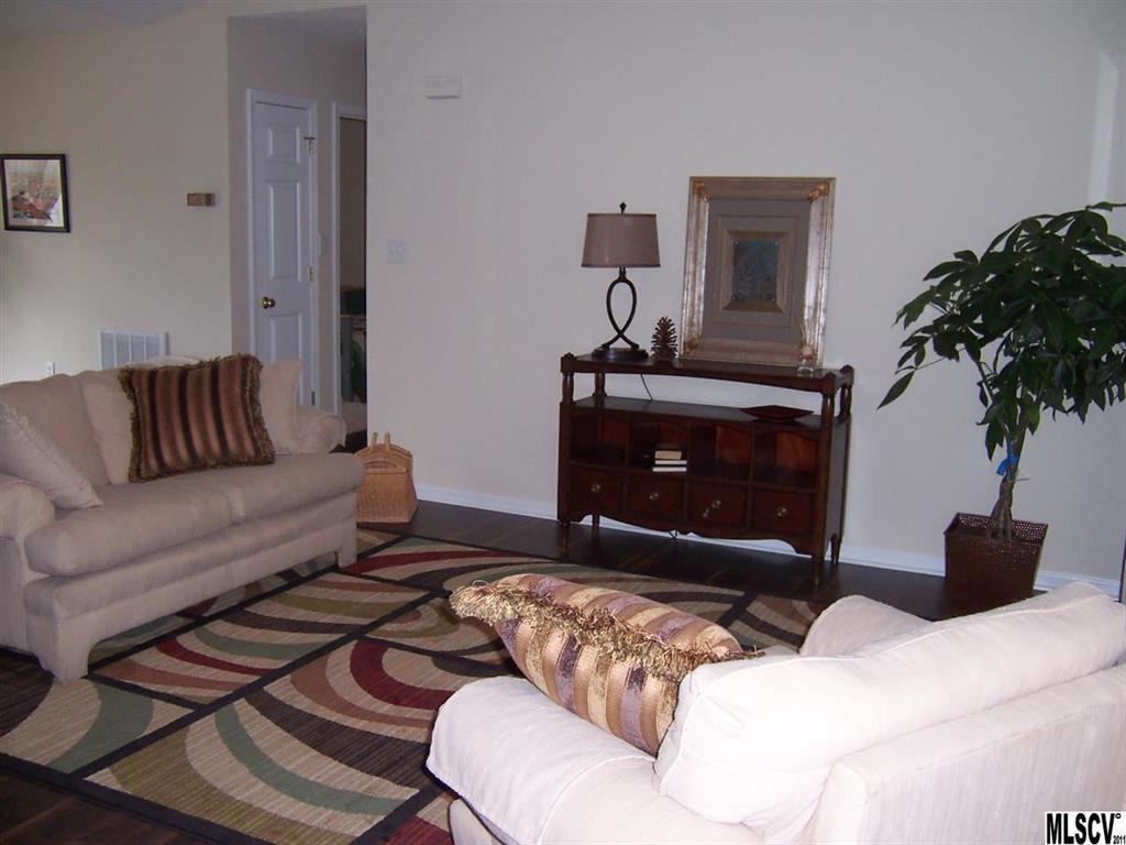 Kings Grant - Residential