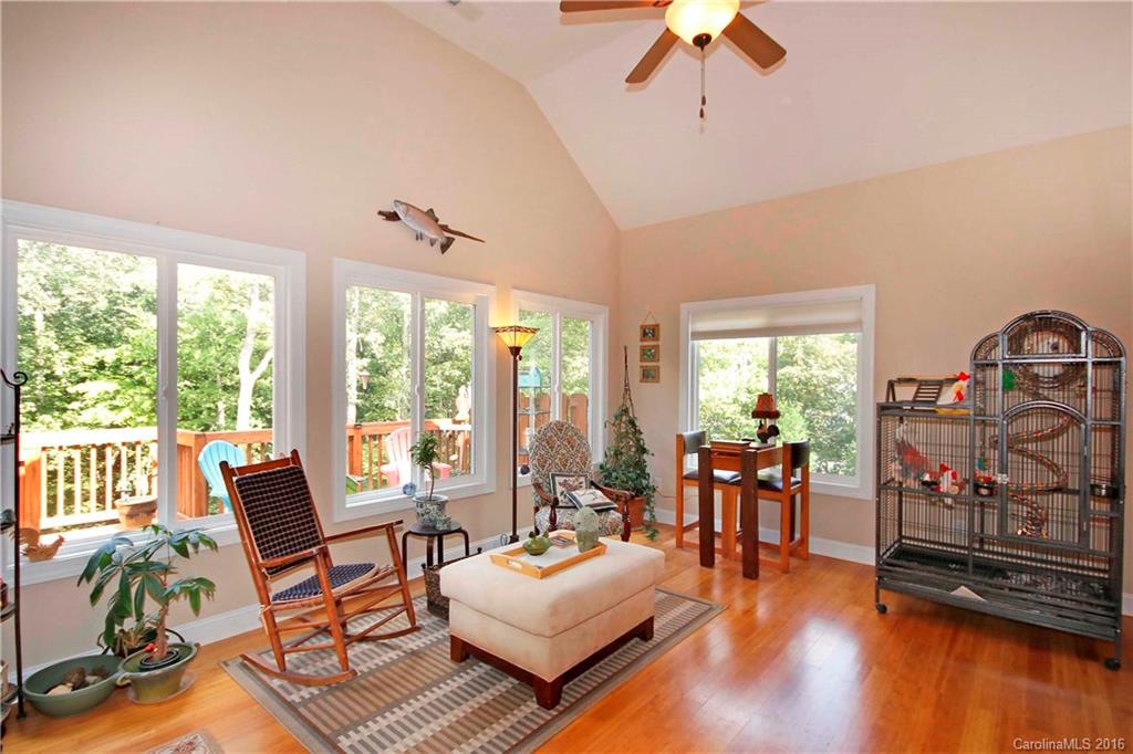 Grayrock Shoals - Residential