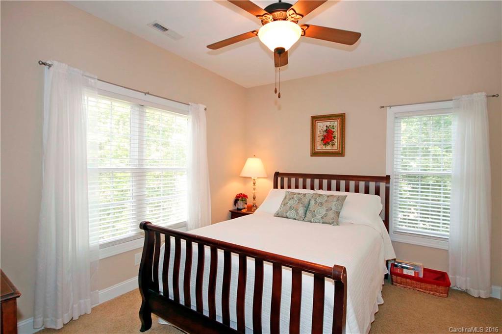 Grayrock Shoals - Residential