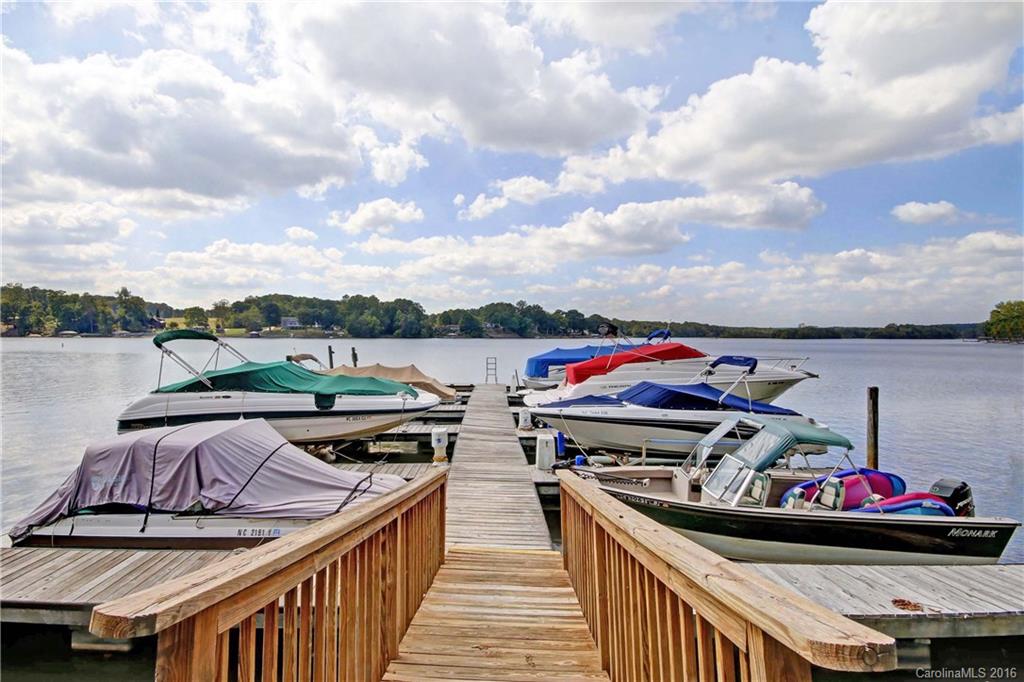 Grayrock Shoals - Residential