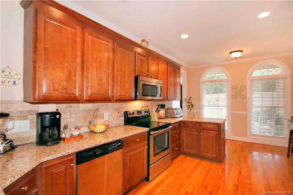 Grayrock Shoals - Residential