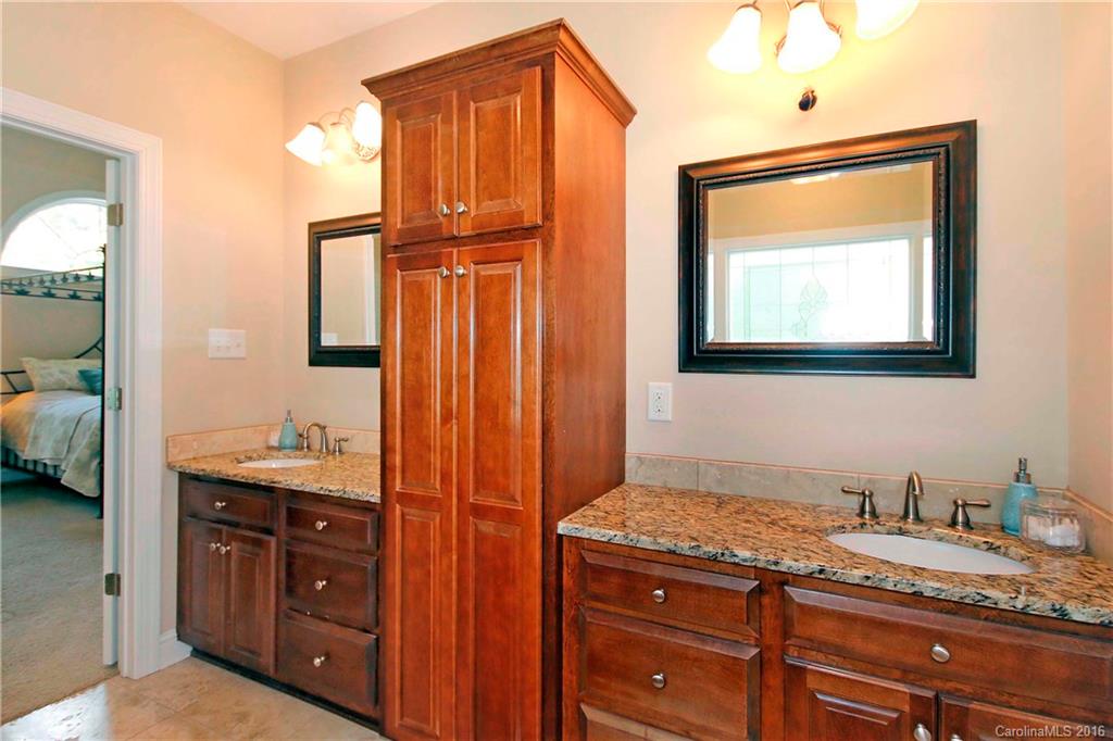 Grayrock Shoals - Residential