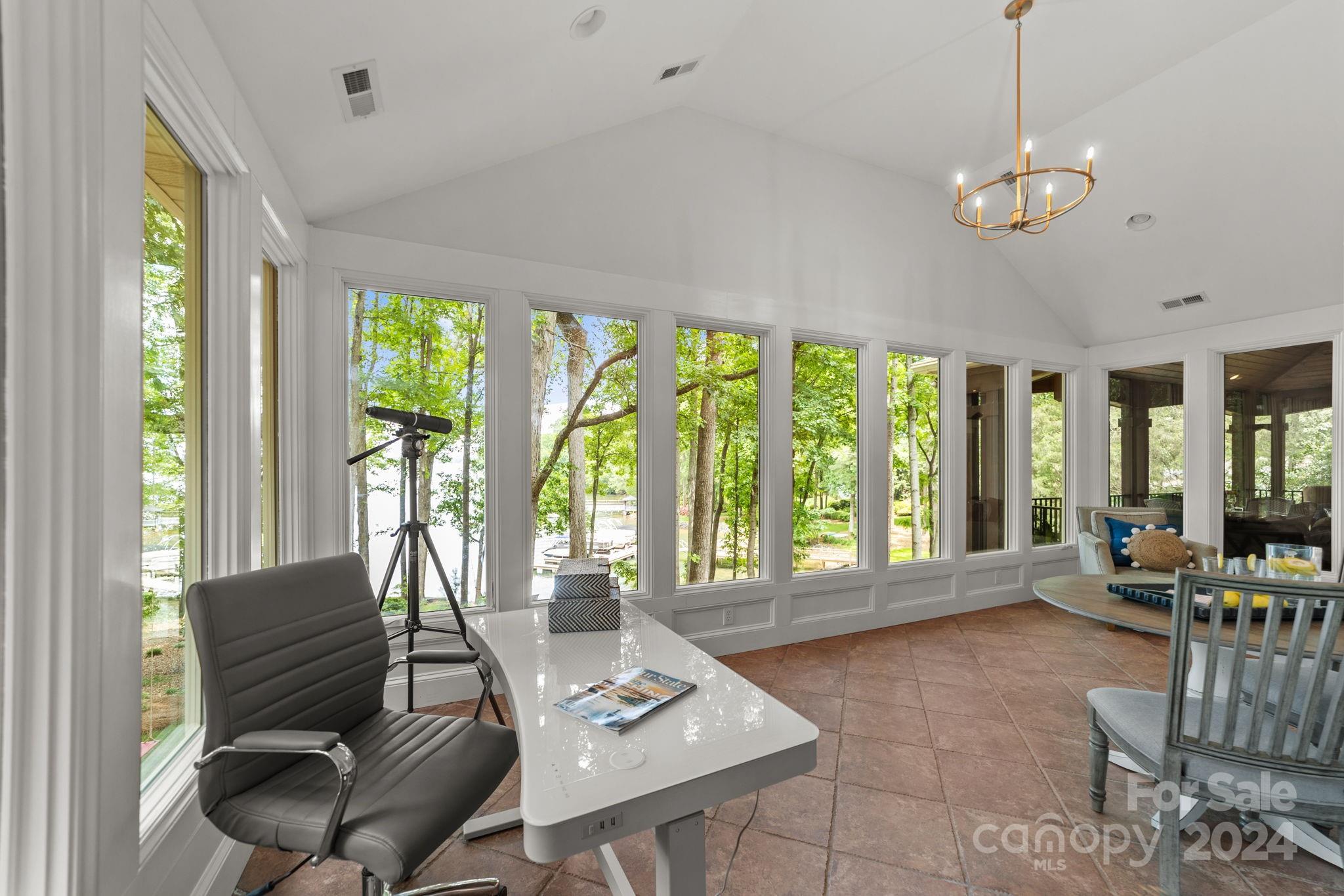 Lookout Point - Residential