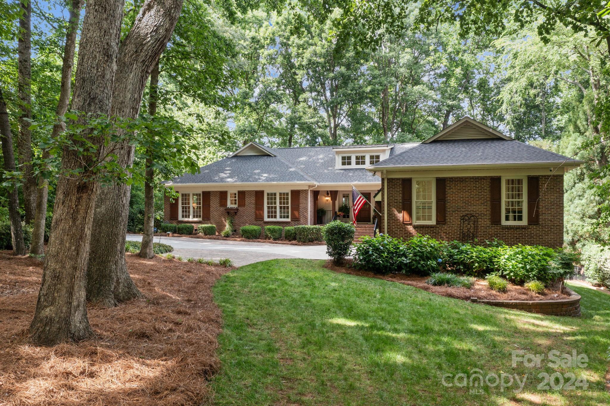 Lookout Point - Residential