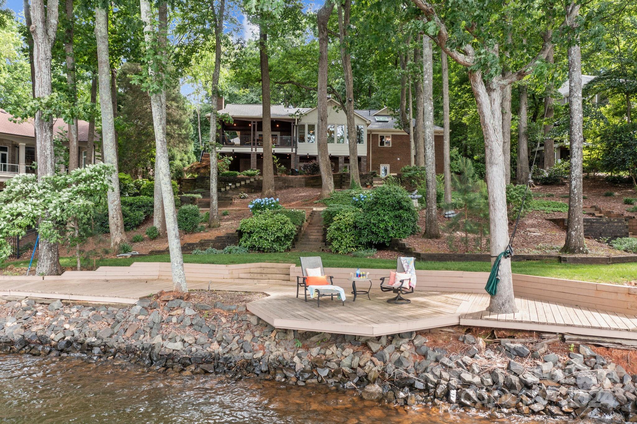 Lookout Point - Residential