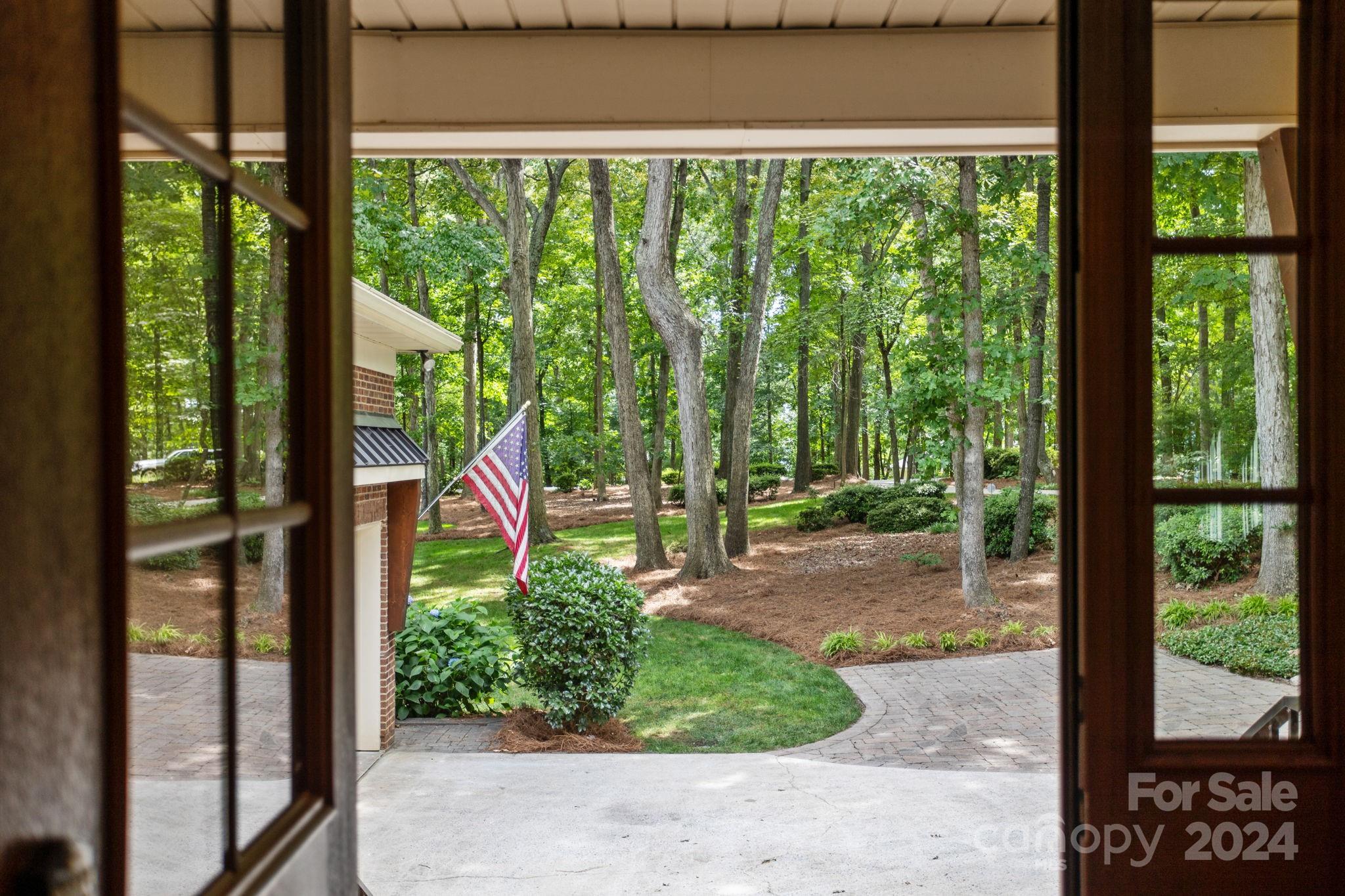 Lookout Point - Residential