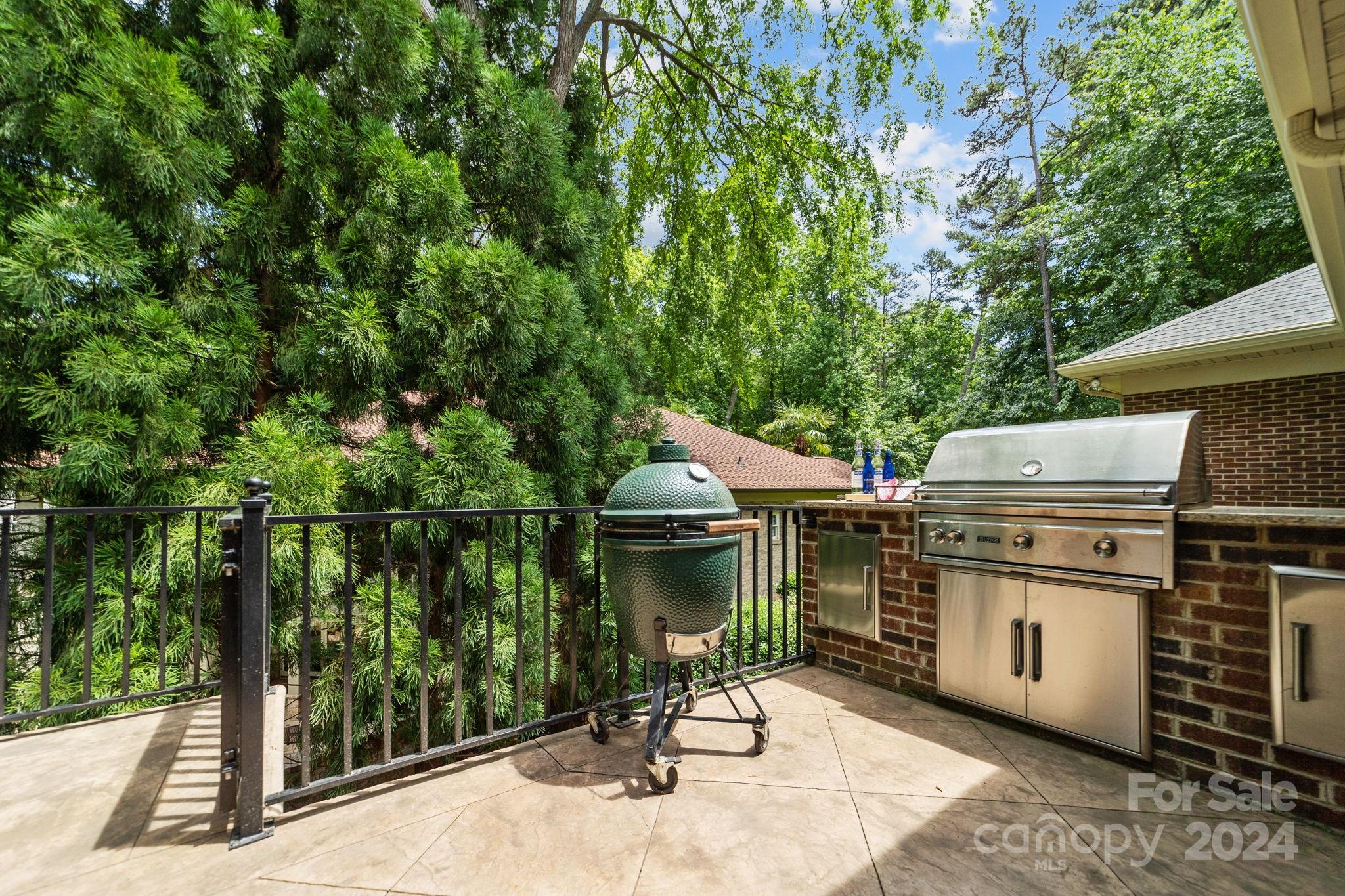 Lookout Point - Residential