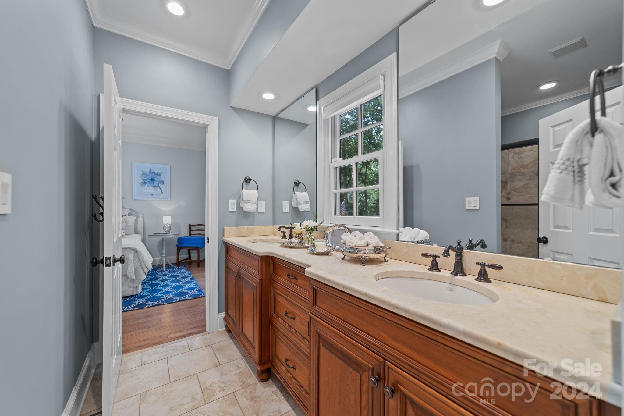 Lookout Point - Residential