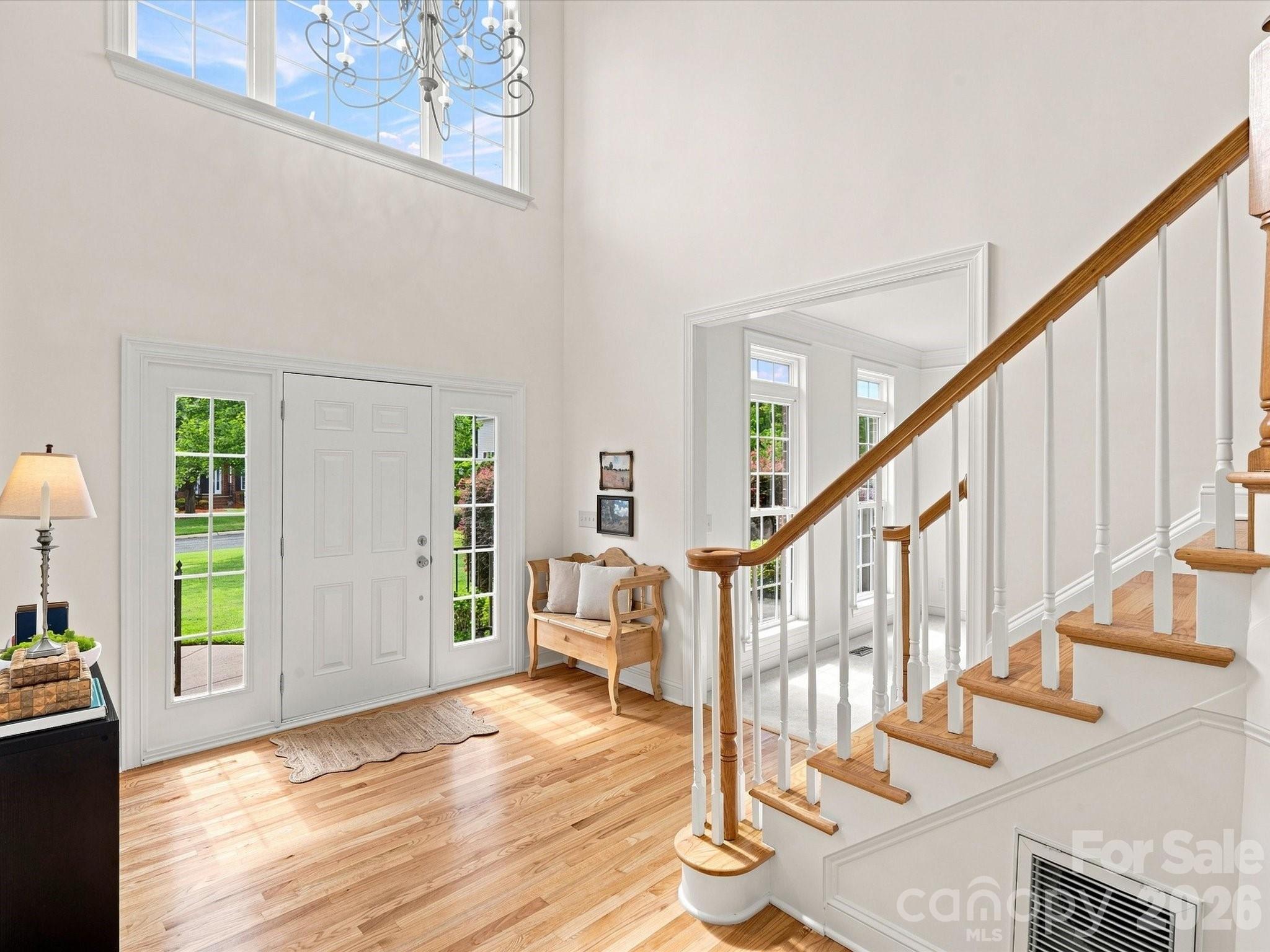 1012 Easthampton Lane