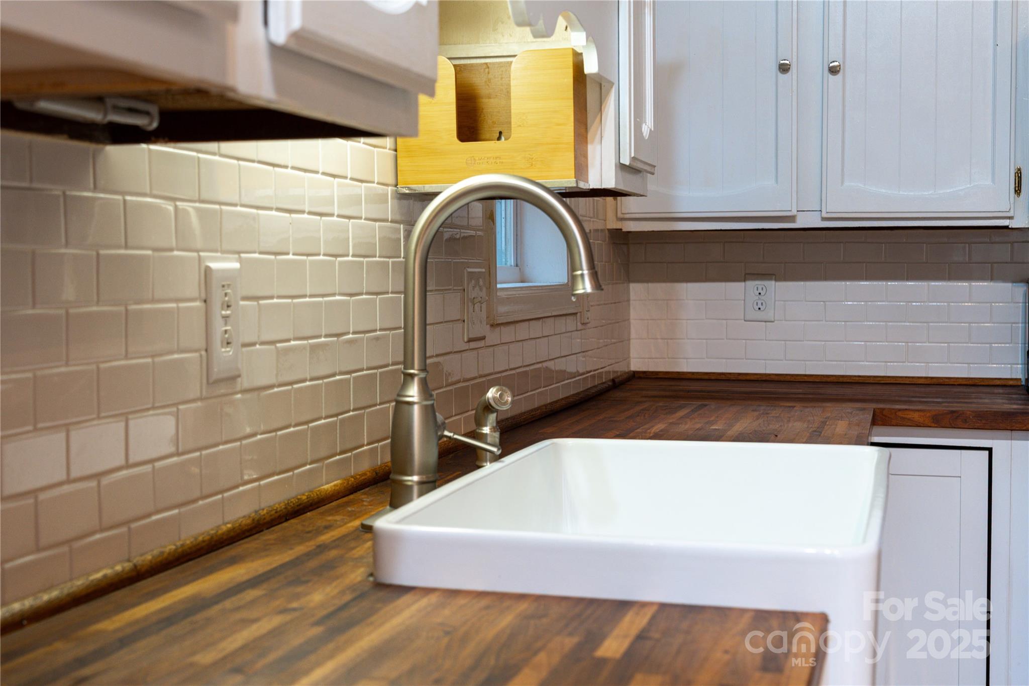 Tega Cay - Residential