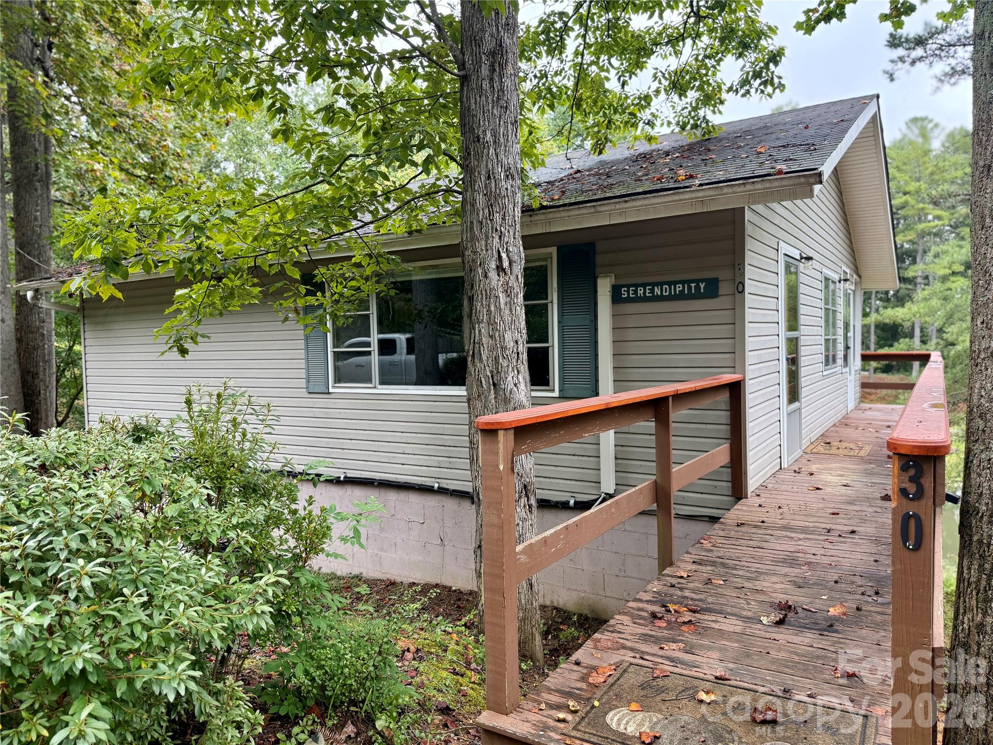 30 Lakemont Cottage Trail