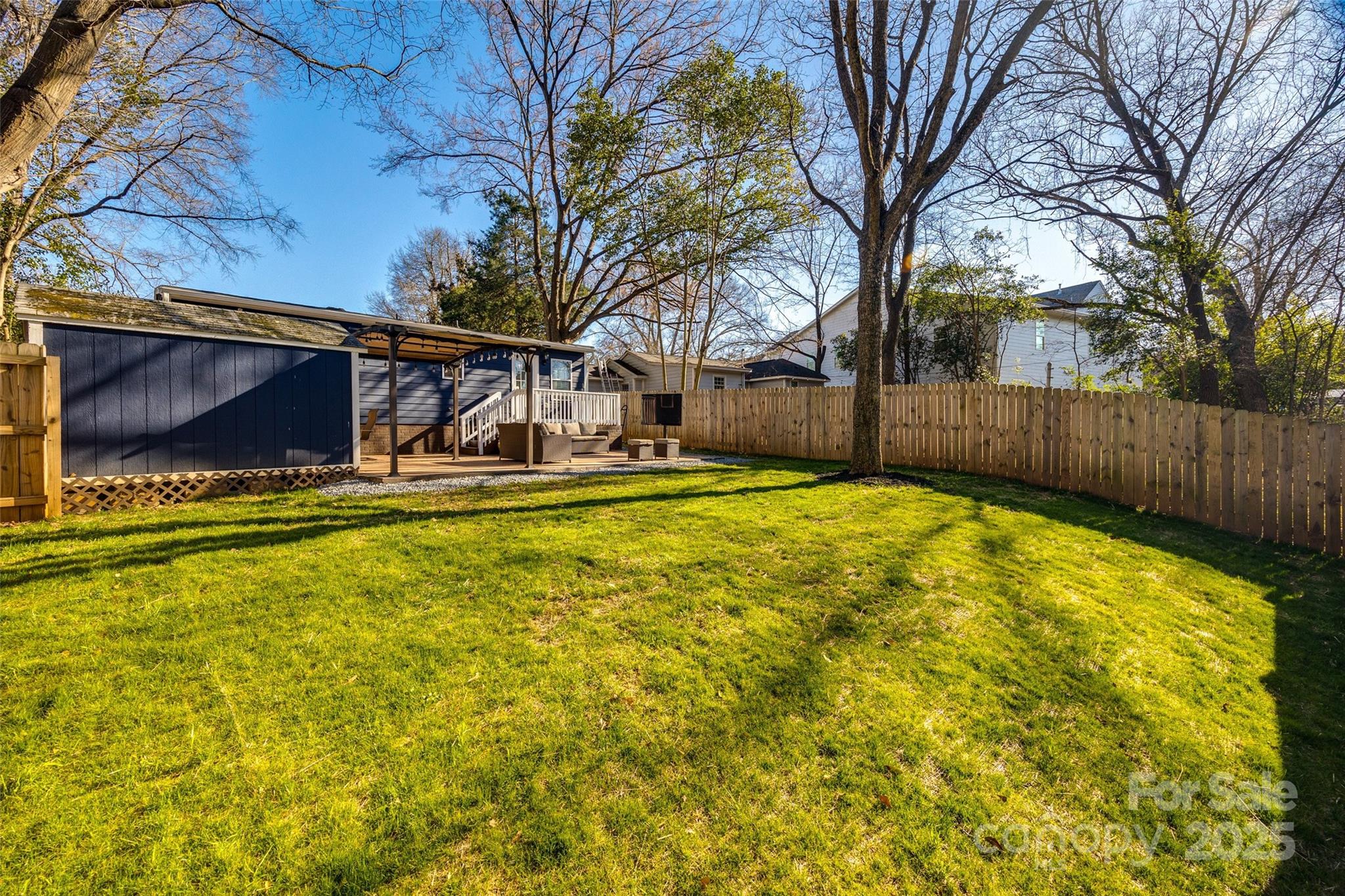 119 N Smallwood Place