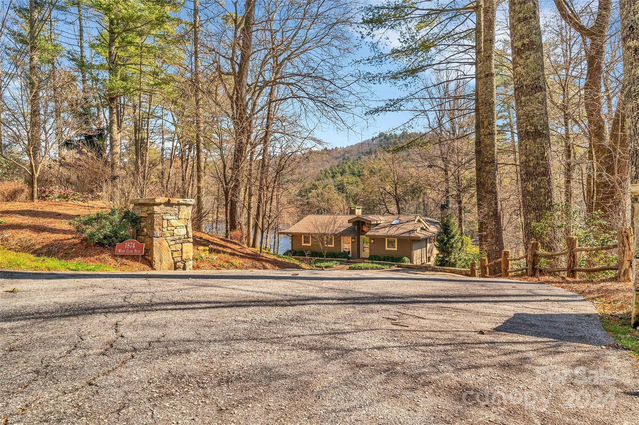 Lake Toxaway Estates - Residential
