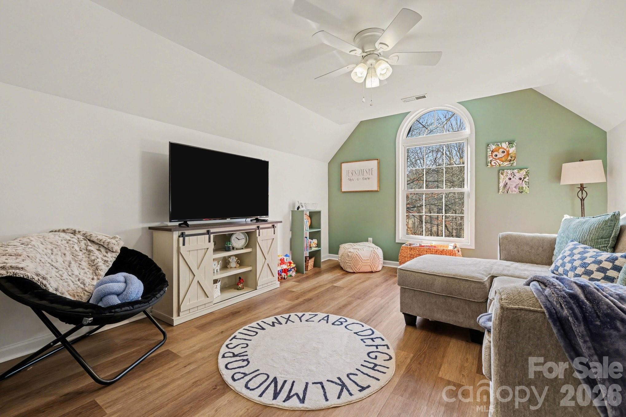 Oak Creek - Residential