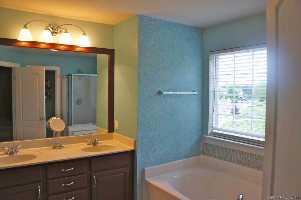 Wesley Oaks - Residential