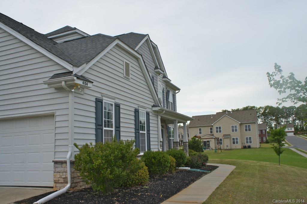 Wesley Oaks - Residential